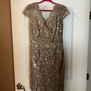 Elegant gold midi dress